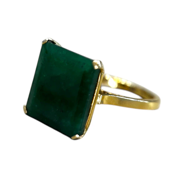 Vintage 1965 Natural Emerald Cocktail Ring in 18k Yellow Gold - image 4