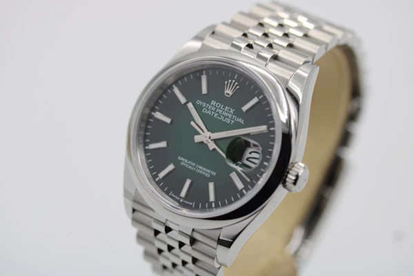 Rolex Datejust 126200 Green Ombré Dia - image 3