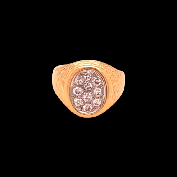 Vintage Kutchinsky Diamond Signet Ring. - image 2