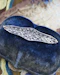 Downstairs at Grays: A very fine Diamond Art Deco Elongated  Brooch in Platinum & 18ct Gold Tested, Circa 1920 - image 4