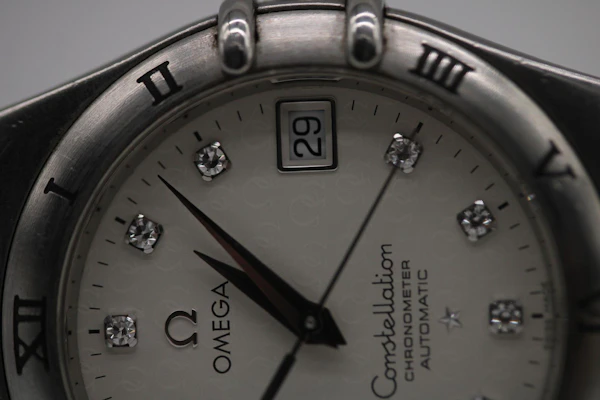 Omega Constellation 50th Anniversary 1504.35.00 - image 3