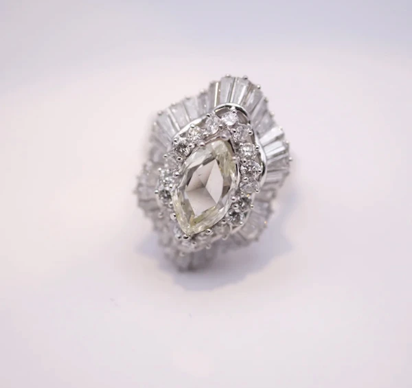 Marquise-Cut Diamond Ballerina Ring - image 2