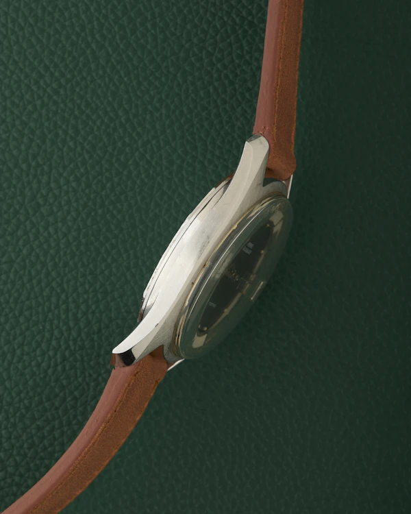 Universal Genève Polerouter Date Ref. 869119 Dress Watch - image 5