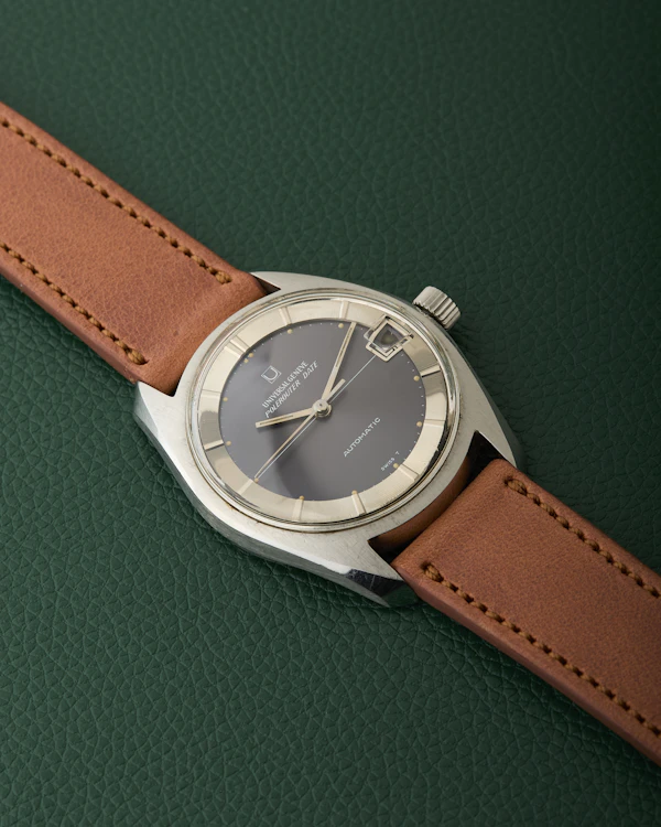 Universal Genève Polerouter Date Ref. 869119 Dress Watch - image 10