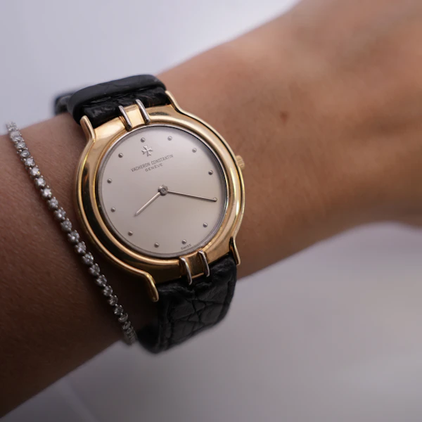 Vacheron Constantin Genève Vintage Watch, Circa 1970s - image 3