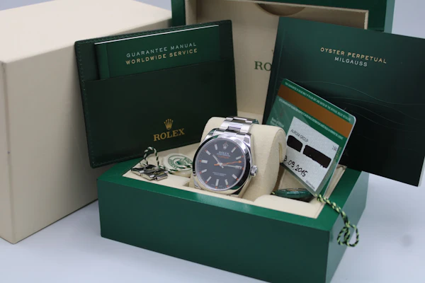 Rolex Milgauss 116400GV Box and Papers 2015 - image 14
