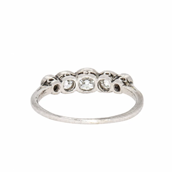 Art Deco Diamond Ring - image 4