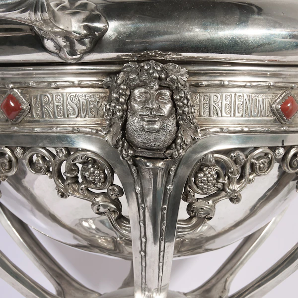 Imperial German Silver Presentation Trophy for the Kaiserin Auguste Victoria-Jagdrennen - image 5