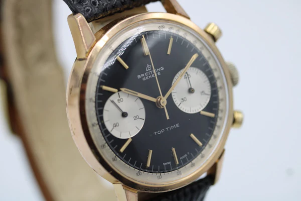 Breitling Top Time 2000 c.1965 Recently Serviced - image 12