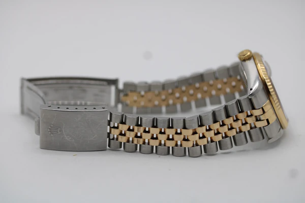 Rolex Datejust 36mm 16233 with Box and Papers c.1991 Serviced 2026 - image 10