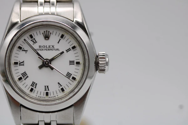 Rolex Oyster Perpetual 67180 - image 8