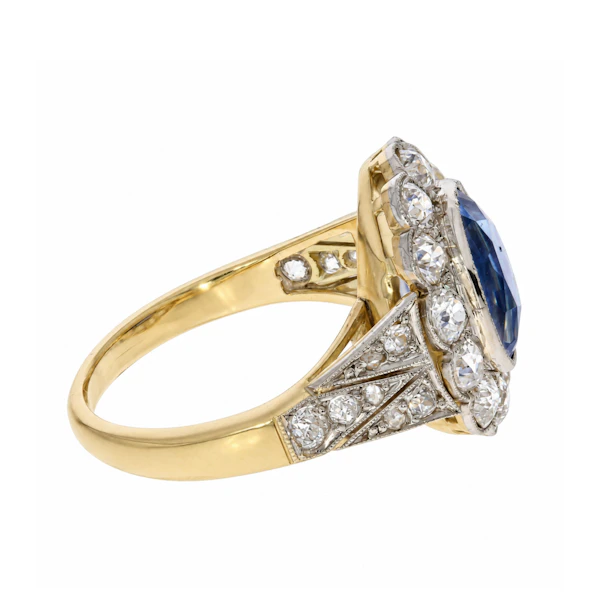 Ceylon Sapphire Cluster Ring - Charlotte Sayers - image 4
