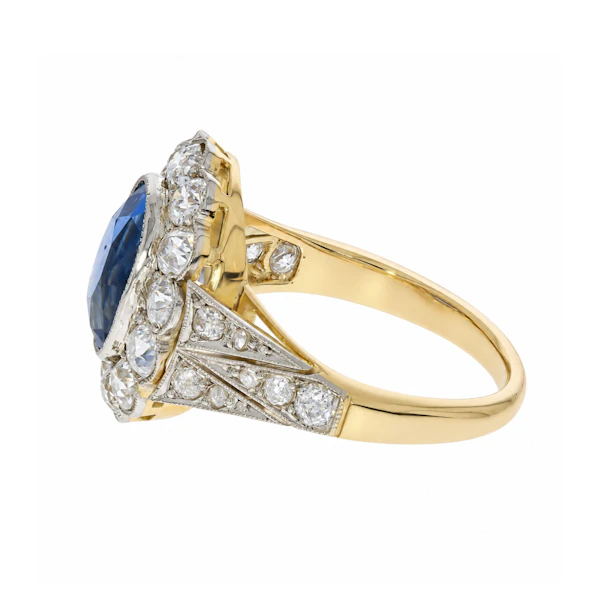 Ceylon Sapphire Cluster Ring - Charlotte Sayers - image 6