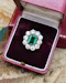 Downstairs at Grays: An exceptional Yellow Gold Colombian Emerald & Diamond Ring, 2.60 carats approx., minor oil, with 10 Old Cut Diamonds, approx.5.00 carats. Circa 1890. - image 4