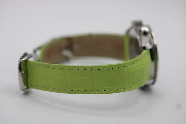 Omega Speedmaster Reduced 3834.72.35 – Mother of Pearl Dial – New Green Strap – Automatic - image 10