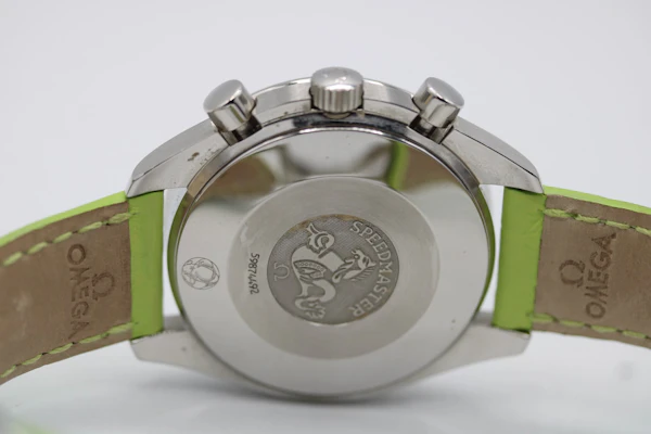 Omega Speedmaster Reduced 3834.72.35 – Mother of Pearl Dial – New Green Strap – Automatic - image 8