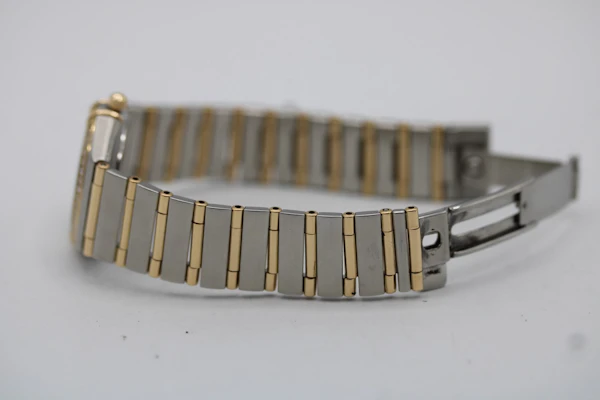 Omega Constellation 25.5mm 1277.75.00 with papers 2001 - image 9