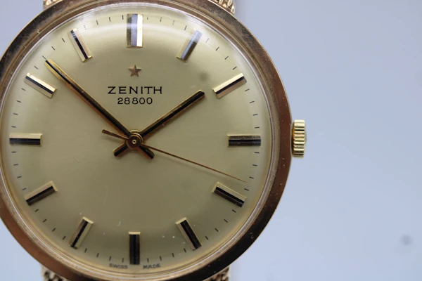 Zenith Stellina 34mm with Box and Papers c.1976 - image 8