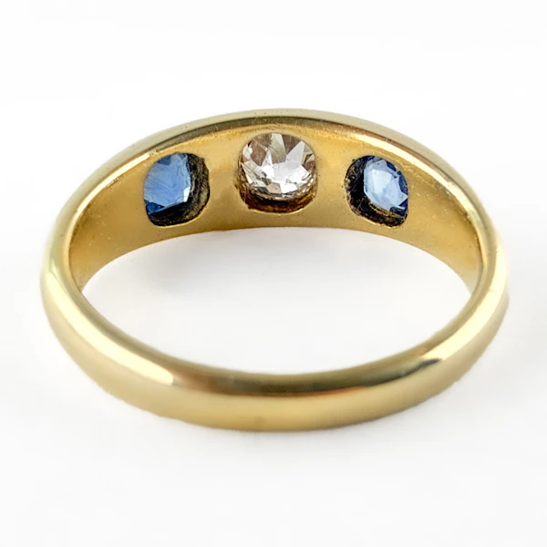Late Victorian Sapphire & Diamond 3 Stone Gypsy Ring - Saddingtons Jewellery Stand 375 - image 3