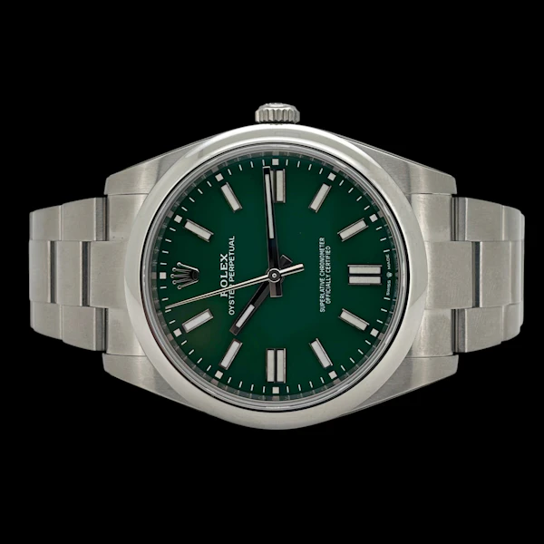 ROLEX OYSTER PERPETUAL 41 GREEN FULL SET FULL STICKERS 2023 - 124300-0005 - image 4