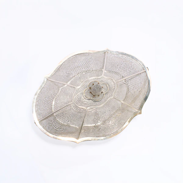 Antique Rare 18th-Century Chinese Silver Filigree Lidded Basket - image 4