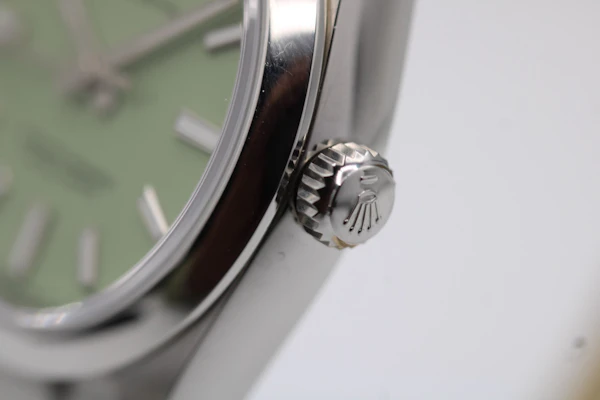 Rolex Oyster Perpetual 34mm 124200 Pistachio 2026 Full Unworn Set - image 6