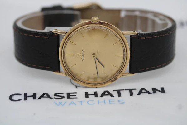 Omega Vintage Cal 620 9ct Gold - 3115487 Case Marked - image 4