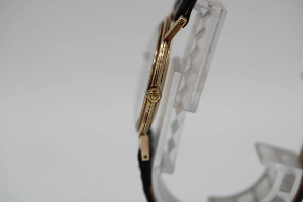 Omega Vintage Cal 620 9ct Gold - 3115487 Case Marked - image 8