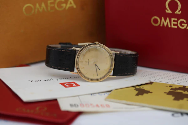 Omega Vintage Cal 620 9ct Gold - 3115487 Case Marked - image 2