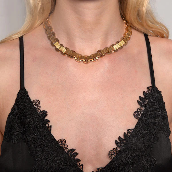 Victorian 15ct Gold Book Chain - image 2