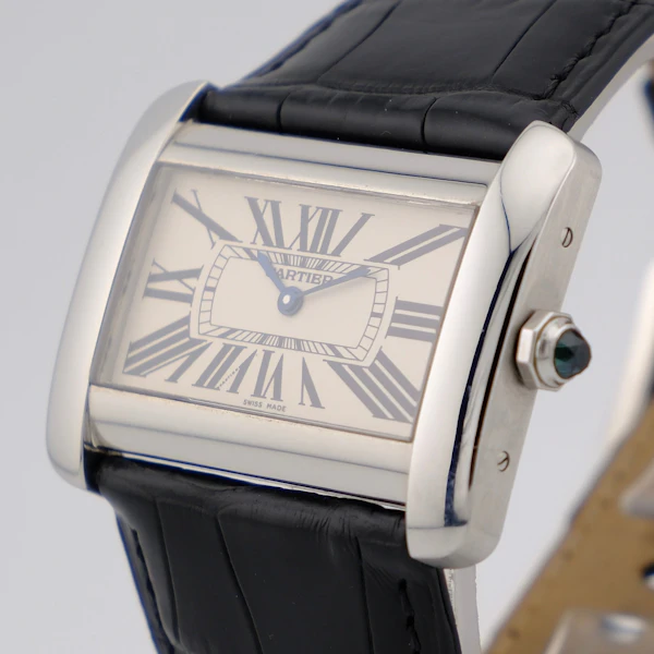 Cartier Tank Divan Large 2600 - image 2