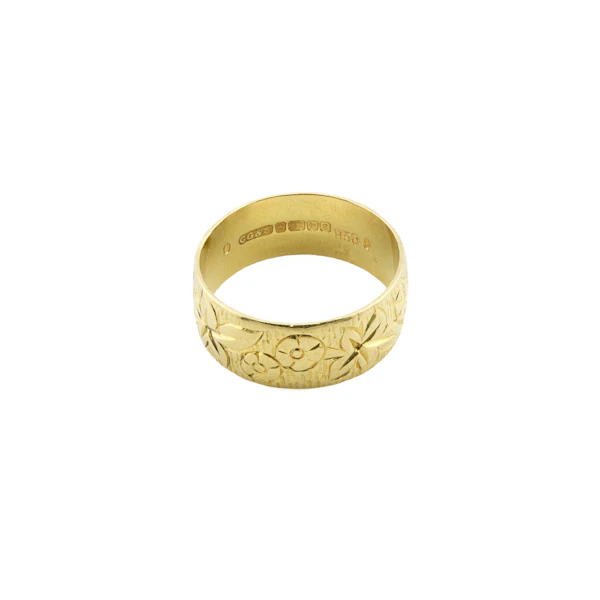 Vintage 22ct Gold Floral Engraved Cigar Band Ring - image 1