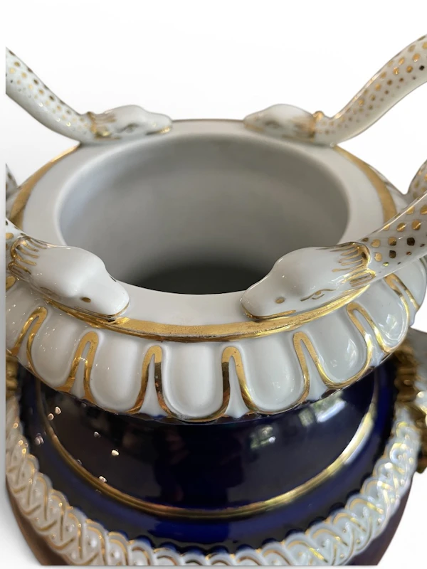 Pair of Meissen vases - image 3
