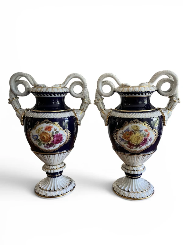 Pair of Meissen vases - image 1