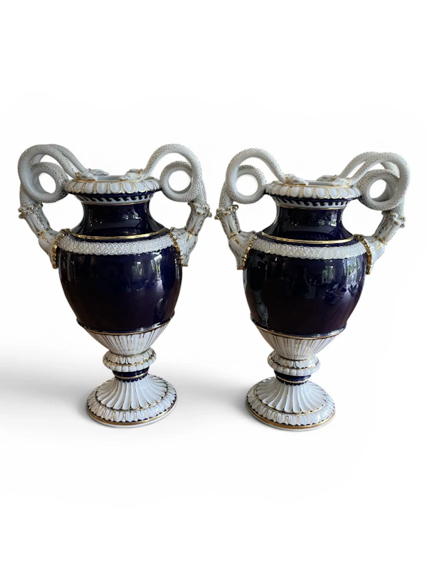 Pair of Meissen vases - image 6