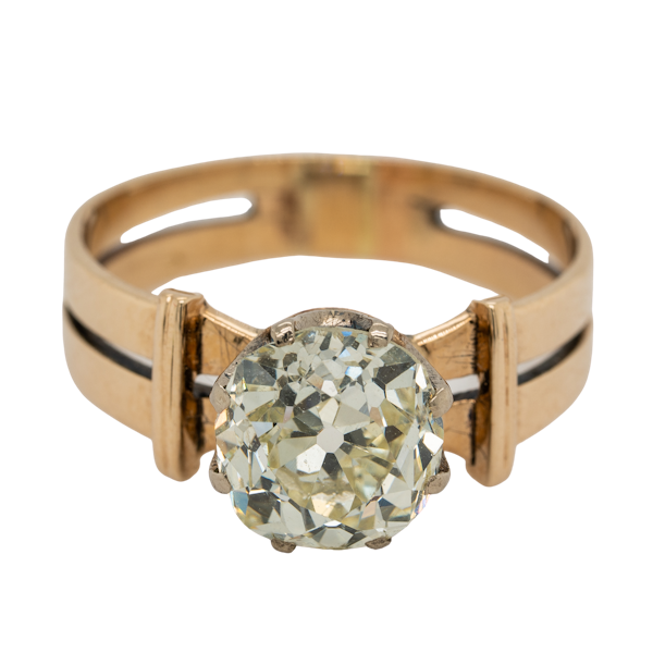 Diamond solitaire ring - image 1