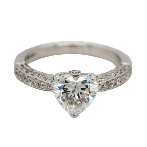 1.46 ct diamond heart cut ring. Certificated - image 1