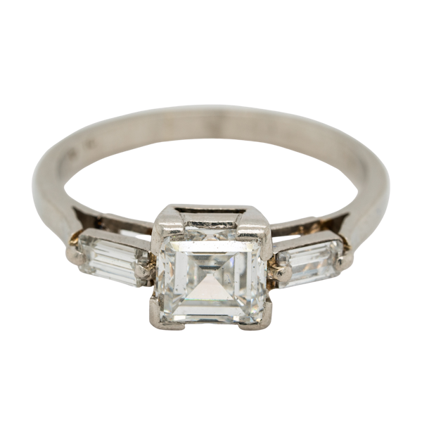 Art Deco diamond ring, asscher cut , 1 .25 ct est. centre with diamond shoulders - image 1