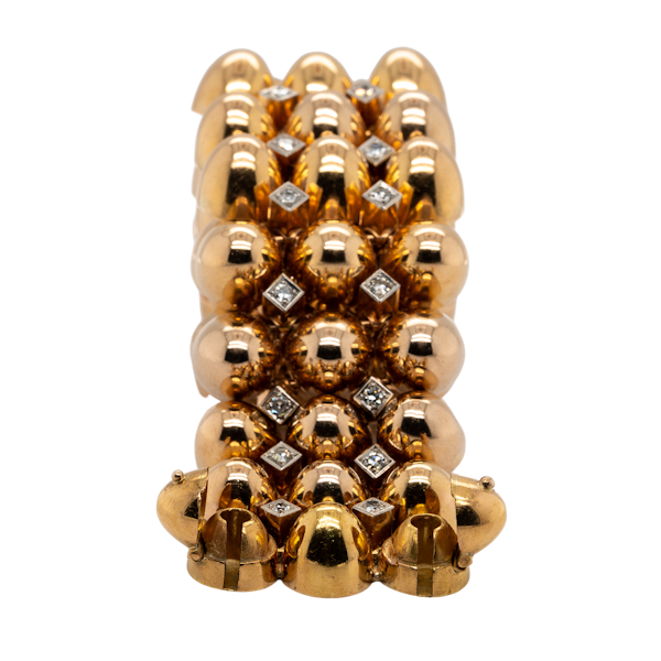 A bullet style bracelet with 2diamonds between each section - image 1