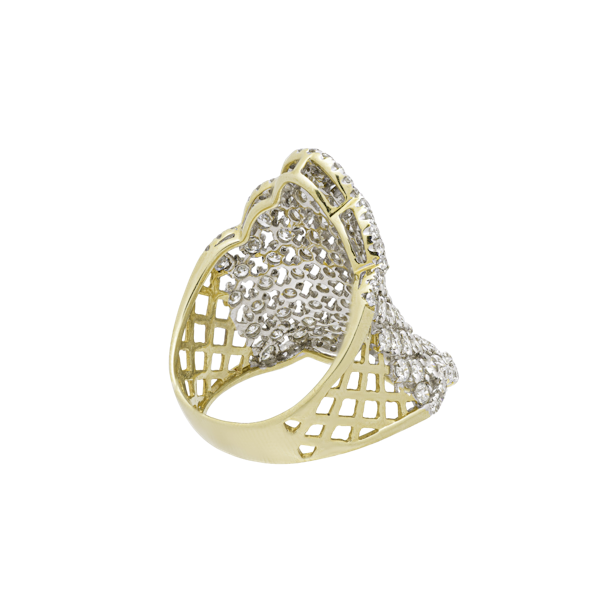Saddle shaped diamonds ring - image 1