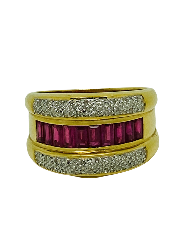 18K yellow gold 1.00ct Natural Ruby and 0.20ct Diamond Ring - image 2