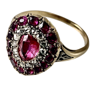 Eighteenth century gold ring with diamonds and rubies
