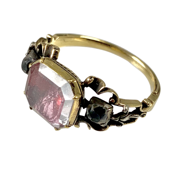 Eighteenth century gold ring - image 1