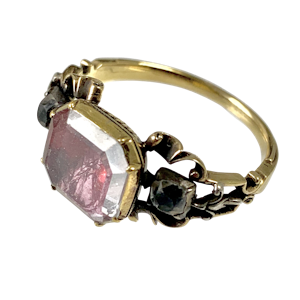 Eighteenth century gold ring