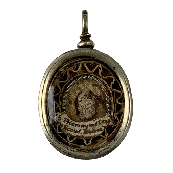 Silver reliquary - image 1