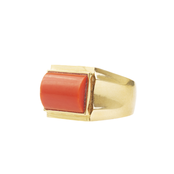 A 1960's Coral Gold Ring - image 1