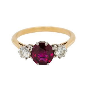 3 stone ruby and diamond ring