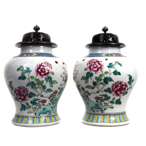 Pair Chinese jars with wood covers