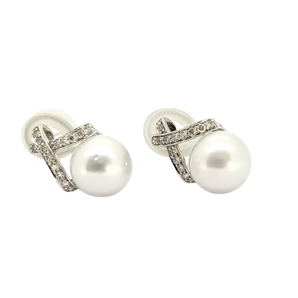 Pearl and Diamond earrings - image 1