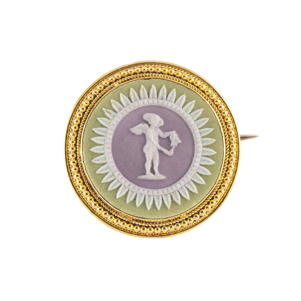 A Three Colour Gold Wedgwood Brooch - image 1